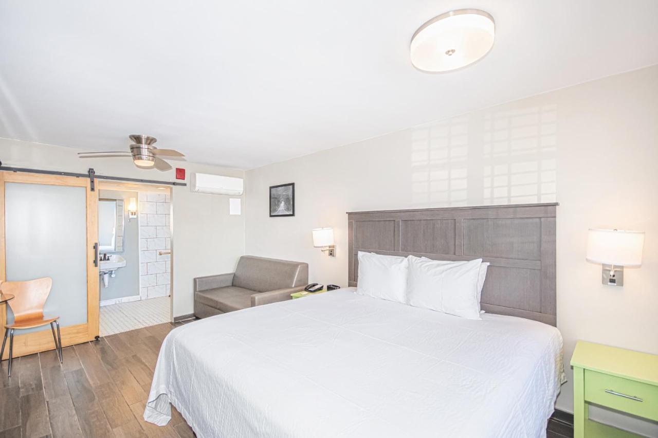 Seven Hills Suites I-10 تلاهاسي المظهر الخارجي الصورة