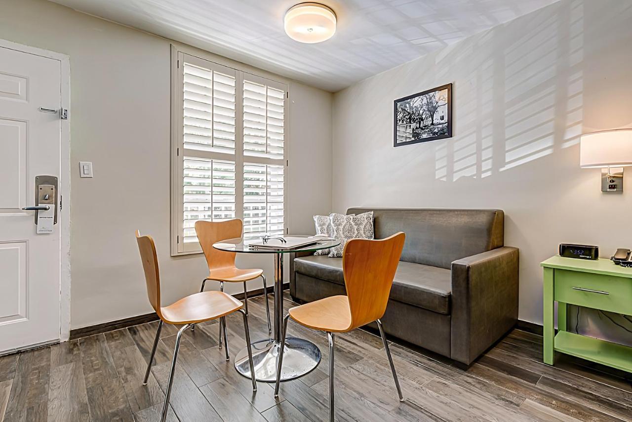 Seven Hills Suites I-10 تلاهاسي المظهر الخارجي الصورة