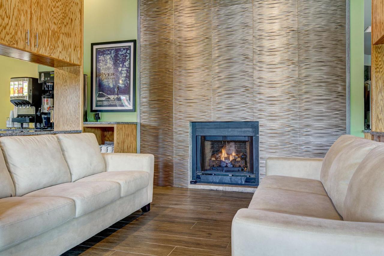 Seven Hills Suites I-10 تلاهاسي المظهر الخارجي الصورة